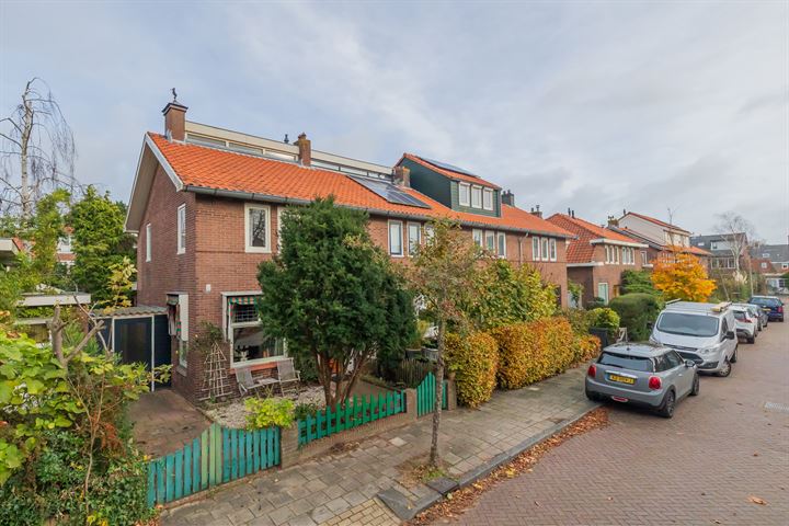 Bekijk foto 1 van Van der Duynstraat 13