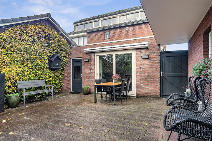 View photo 35 of Hemelrijken 1