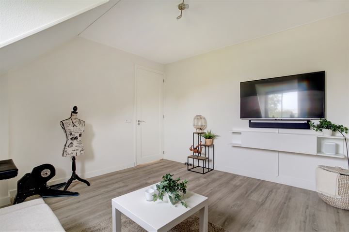 Bekijk foto 34 van Hogewaldstraat 8-E