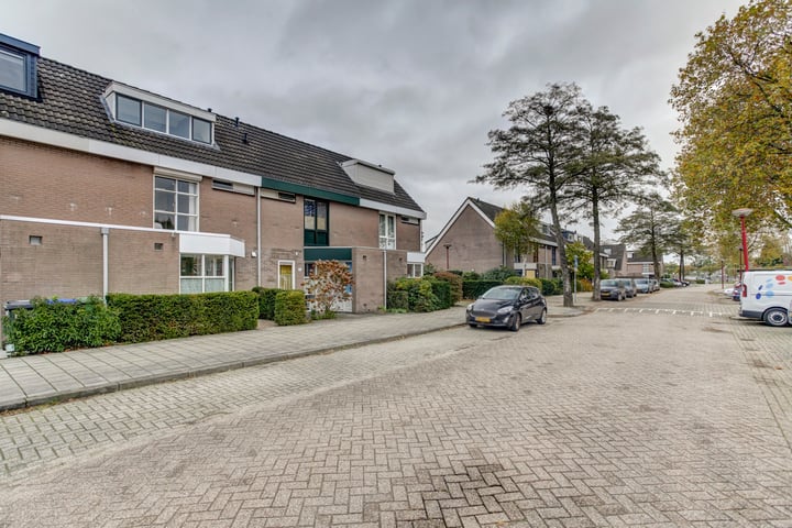 Bekijk foto 32 van Ploegersweide 22