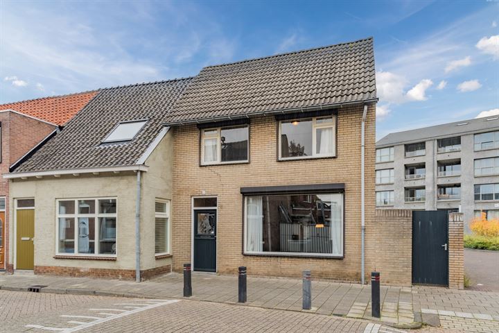 View photo 40 of Van Hogendorpstraat 3