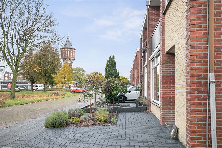 Bekijk foto 2 van Ype Staakstraat 6