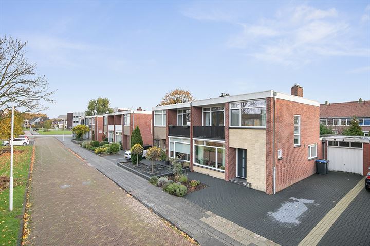 Bekijk foto 48 van Ype Staakstraat 6