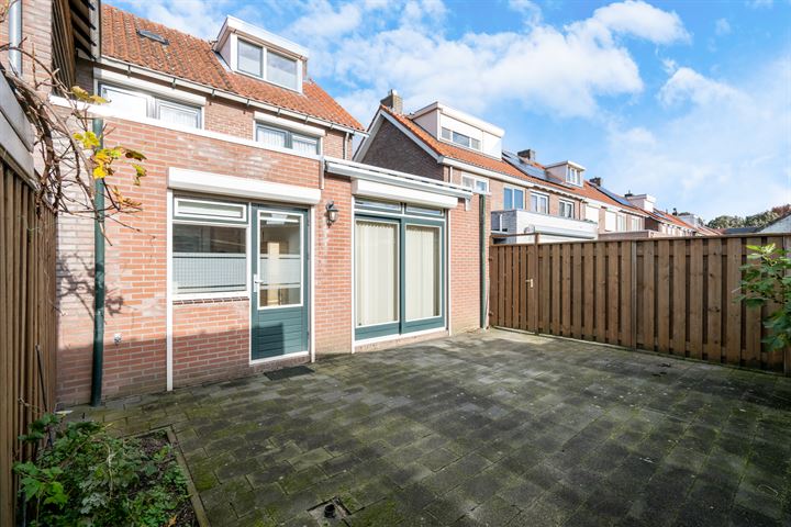 Bekijk foto 5 van Pater Bleijsstraat 35