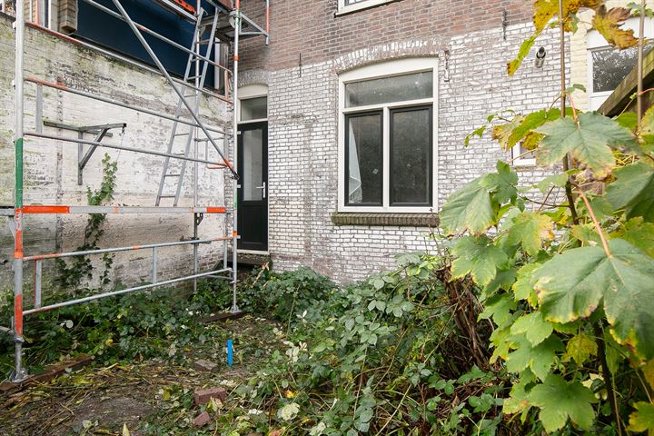 Bekijk foto 3 van Burgemeester Roosstraat 14