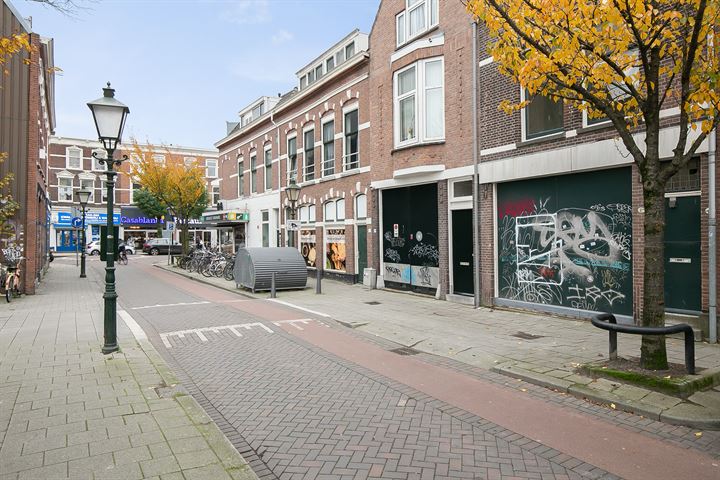 Bekijk foto 32 van Burgemeester Roosstraat 6-A/B