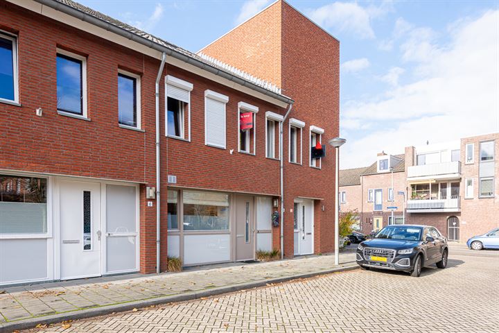 Bekijk foto van Saksenstraat 4