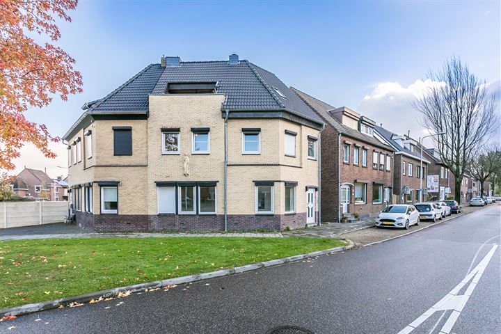 View photo 32 of Graverstraat 184