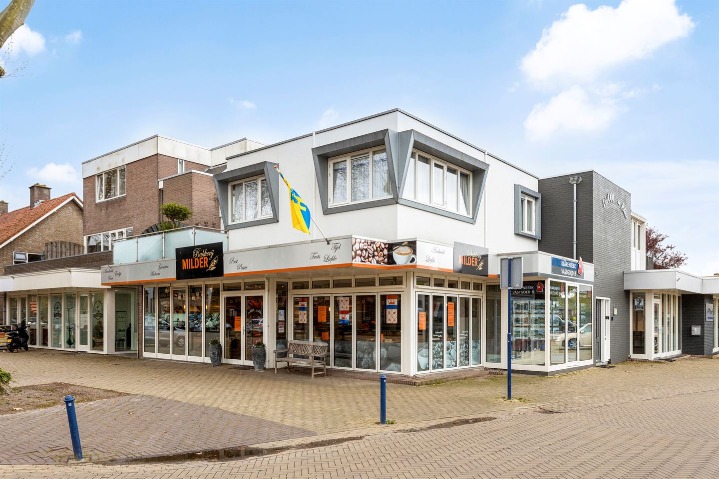 Bekijk foto 1 van Dorpstraat 17-a