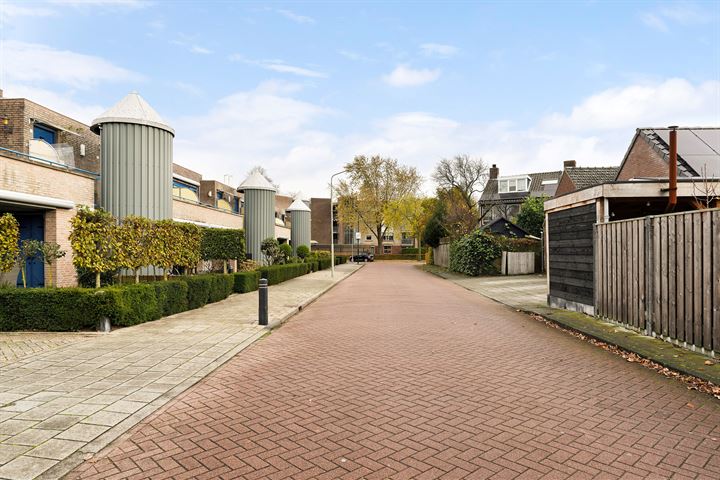 Bekijk foto 32 van Ridder van Cuijkstraat 24