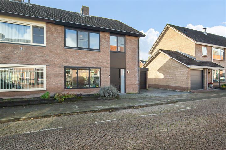 Bekijk foto 79 van Schimmelpenninckstraat 44