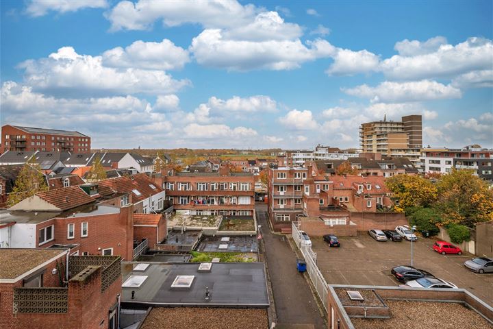 Bekijk foto 45 van Monseigneur Nolensplein 43