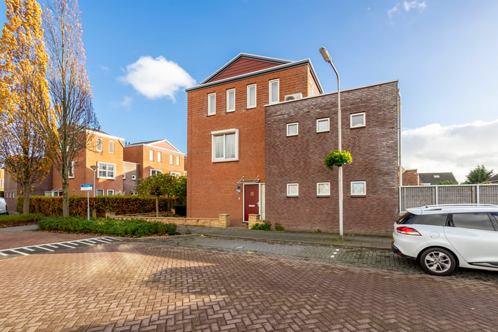 Bekijk foto 36 van Irenestraat 22