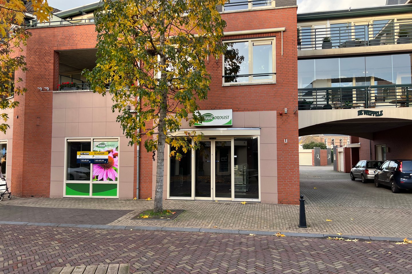 Bekijk foto 3 van Raadhuisstraat 6