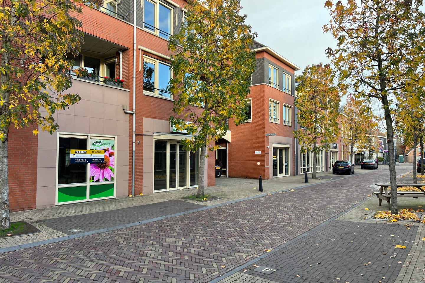 Bekijk foto 2 van Raadhuisstraat 6