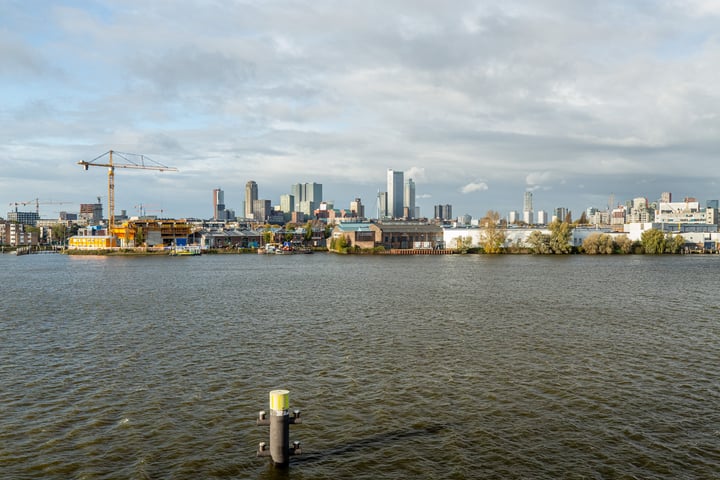 Bekijk foto 31 van Buitenbassinweg 629