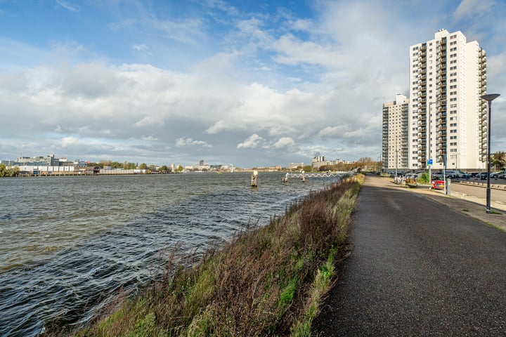 Bekijk foto 28 van Buitenbassinweg 629