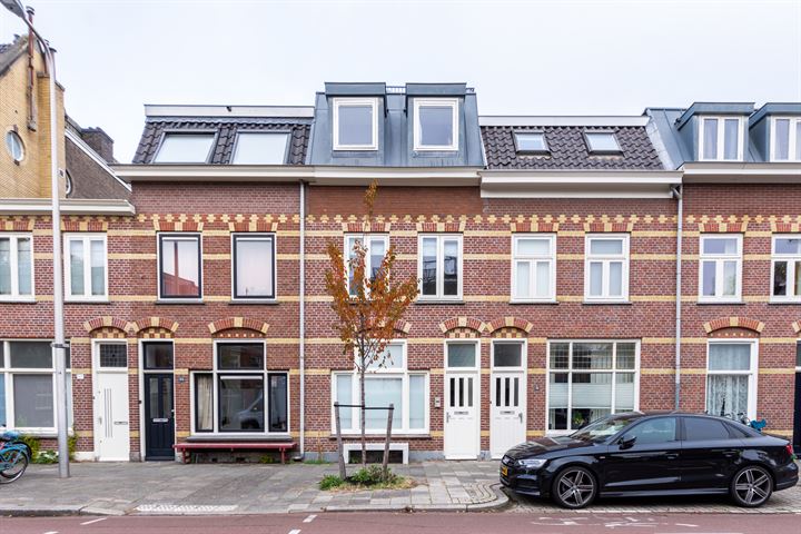 Bekijk foto 1 van Adelaarstraat 56-A