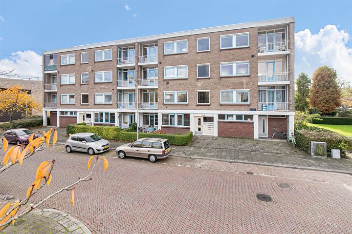 Bekijk foto 35 van Storklaan 15