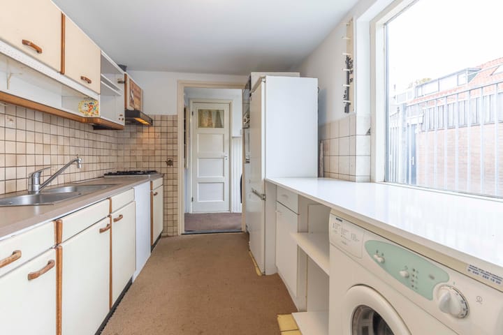 Photo 11 of Burchtstraat 3