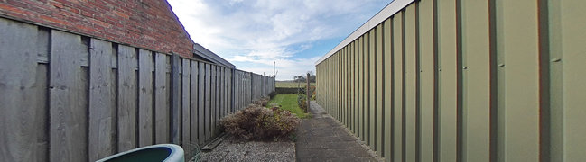 View 360° photo of achtertuin of Parallelweg 8