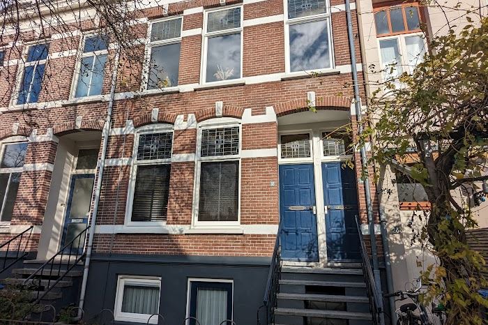 Bekijk foto 3 van de Ruyterstraat 30