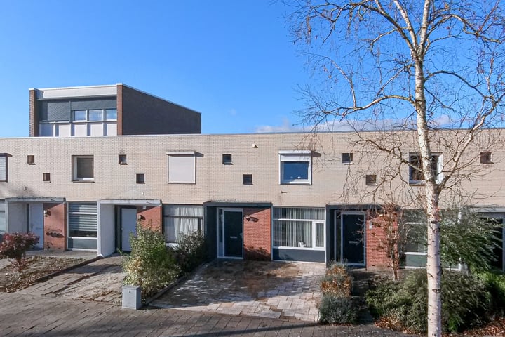 View photo 40 of Oosterbeekstraat 51