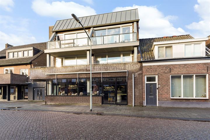 Bekijk foto 2 van Breukelsestraat 10-01