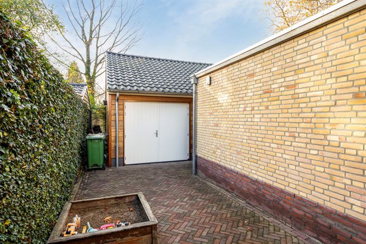 Bekijk foto 31 van Schoolstraat 27