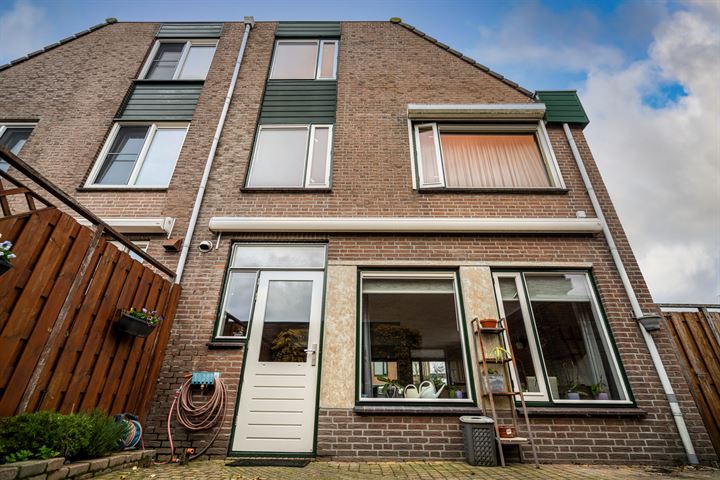 Bekijk foto 19 van Willem Alexanderstraat 30