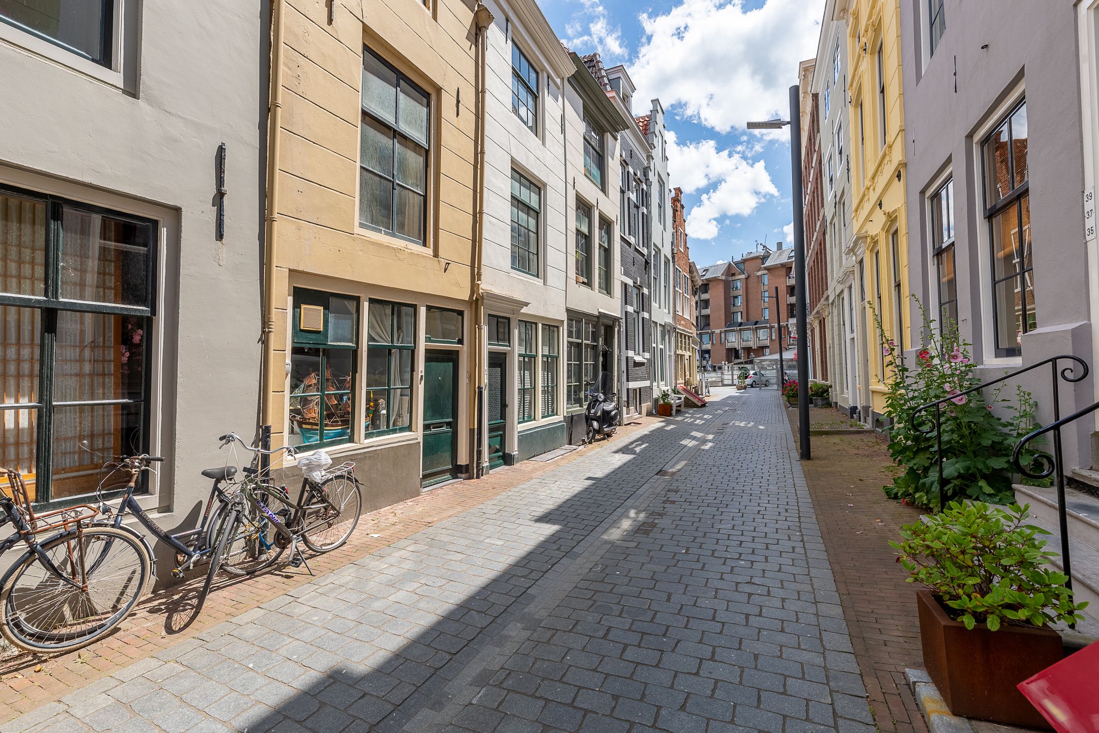 Photo 6 of Beursstraat 10