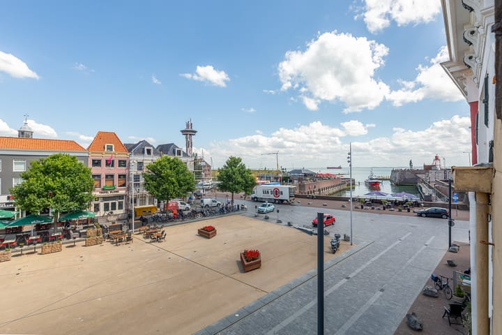 Foto 16 van Beursstraat 10