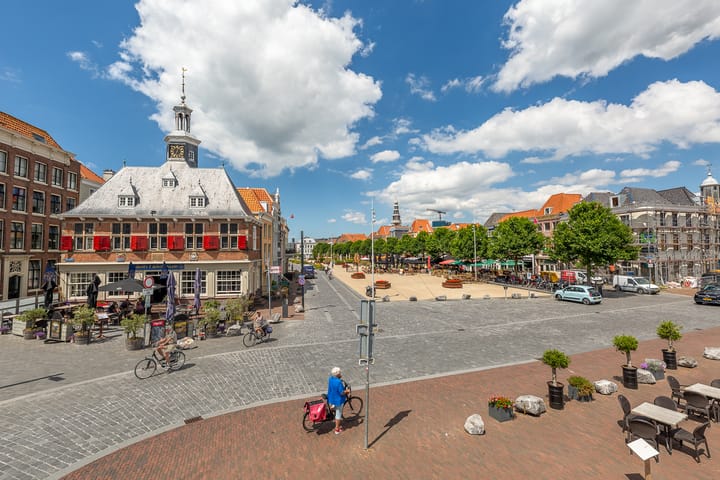 Foto 25 van Beursstraat 10