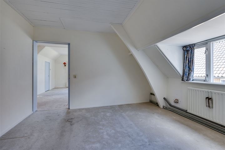 Bekijk foto 38 van Ooststraat 32