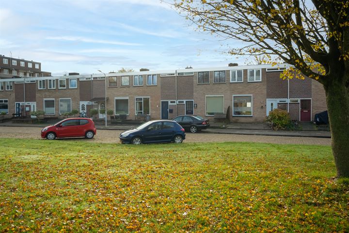 Bekijk foto 32 van Rijperahemstraat 38