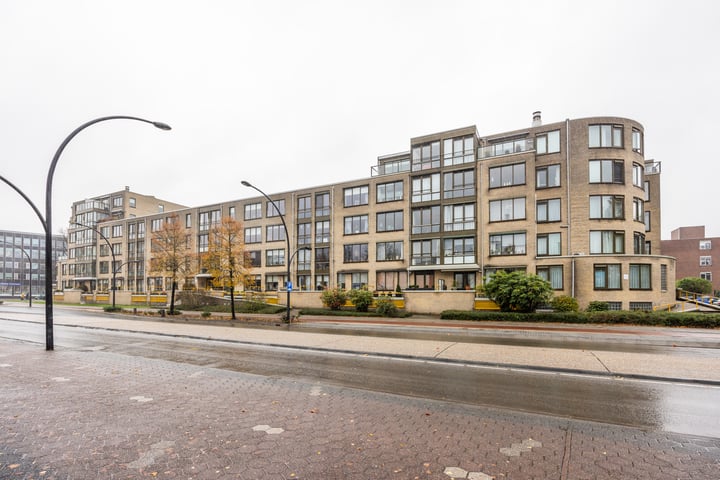 Bekijk foto 3 van Oldenzaalsestraat 5-F