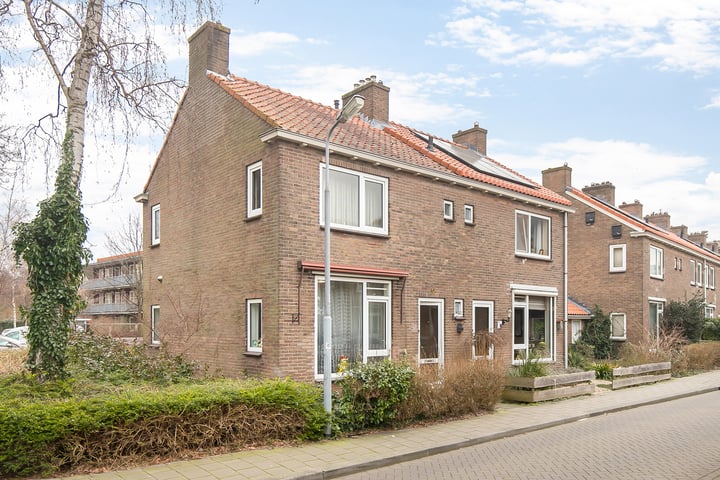 Bekijk foto 2 van Govert 't Hoenstraat 32