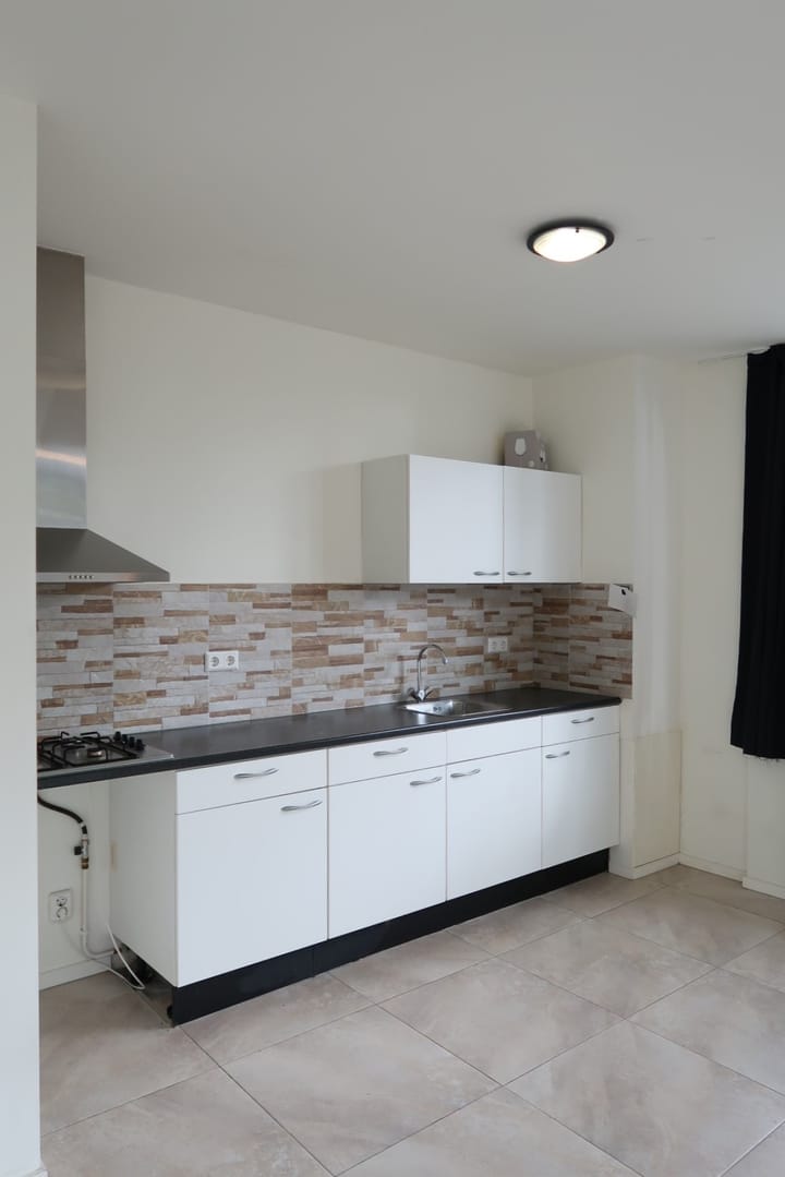 Foto 3 van Valderenstraat 2