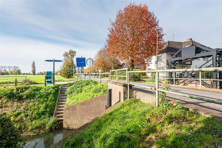 Bekijk foto 37 van Starterswoning - tussenwoning (Bouwnr. 3)