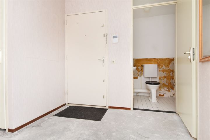 View photo 35 of Donker Curtiusstraat 208