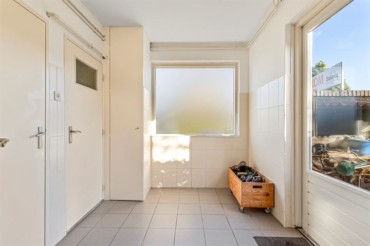 View photo 16 of Gommersstraat 89