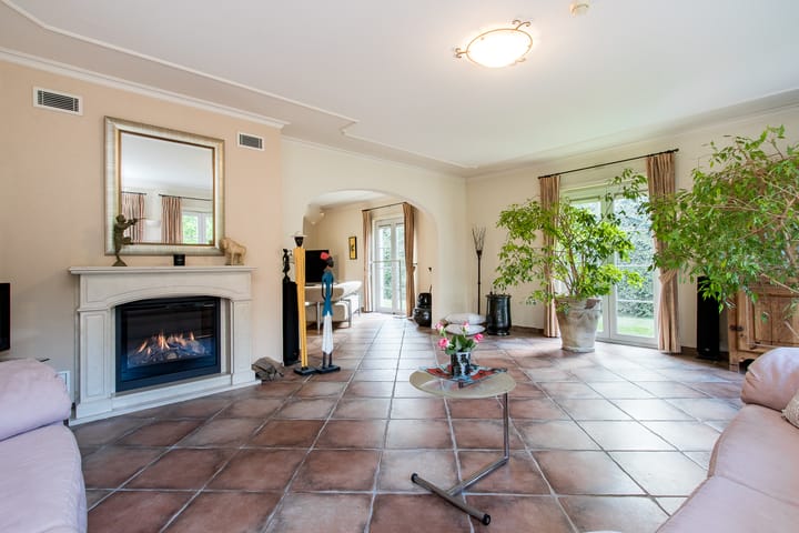 Photo 3 of Baronieweg 16