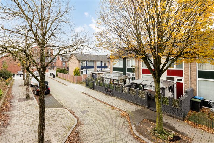 Bekijk foto 32 van Geleenstraat 3