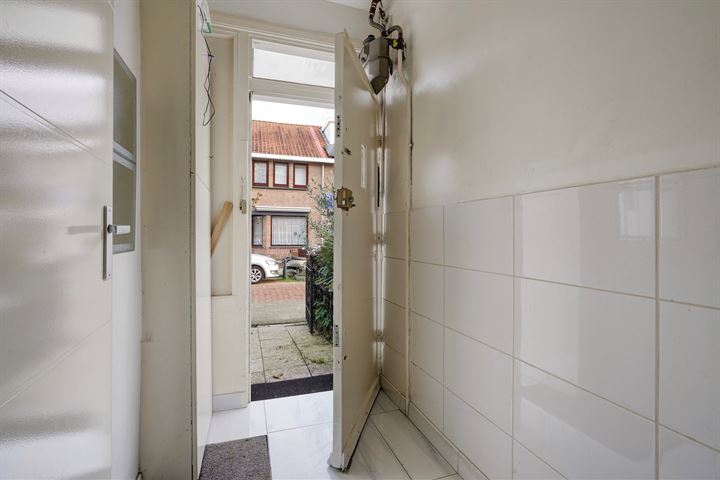 Bekijk foto 32 van Guido Gezellestraat 15