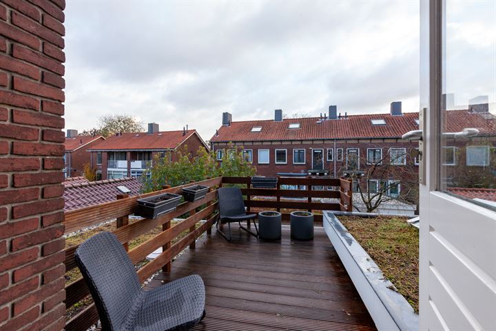 Bekijk foto 18 van Leeuwerikstraat 6