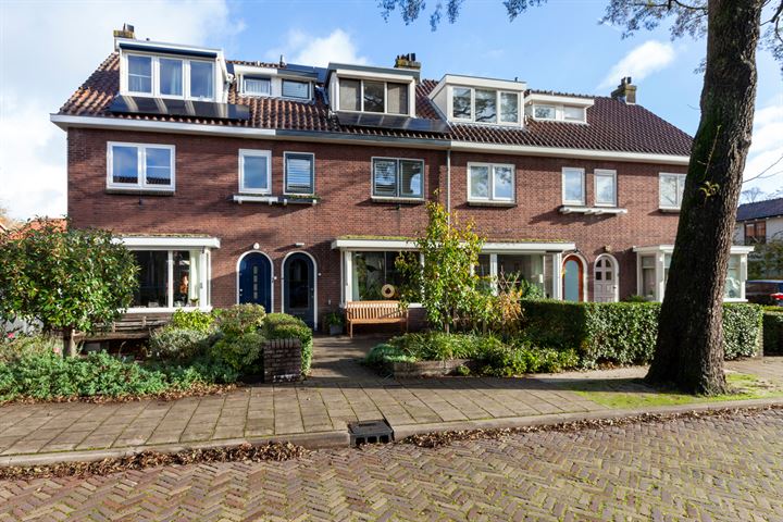 Bekijk foto 38 van Leeuwerikstraat 6