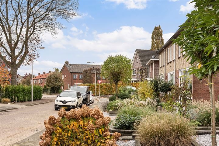 Bekijk foto 35 van Noordenbergstraat 16