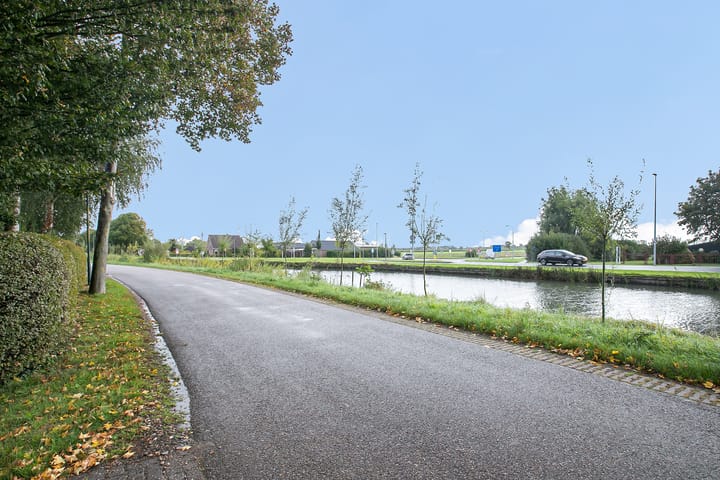 Photo 34 of Harmelerwaard 9