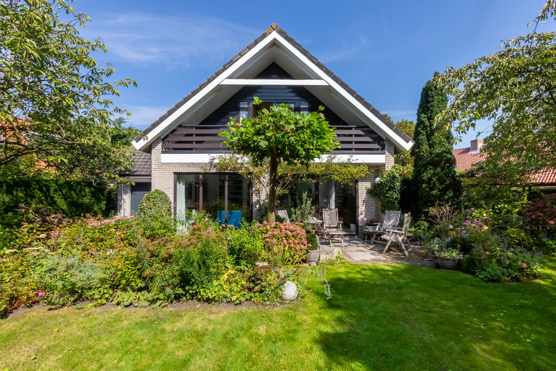 Photo 36 of Duinweg 65