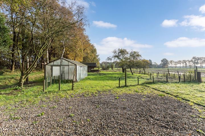 Bekijk foto 41 van Heerenveenseweg 206